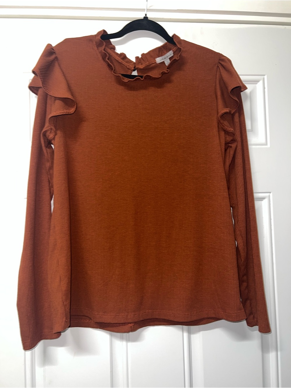 White birch long sleeve ribbed blouse size Large